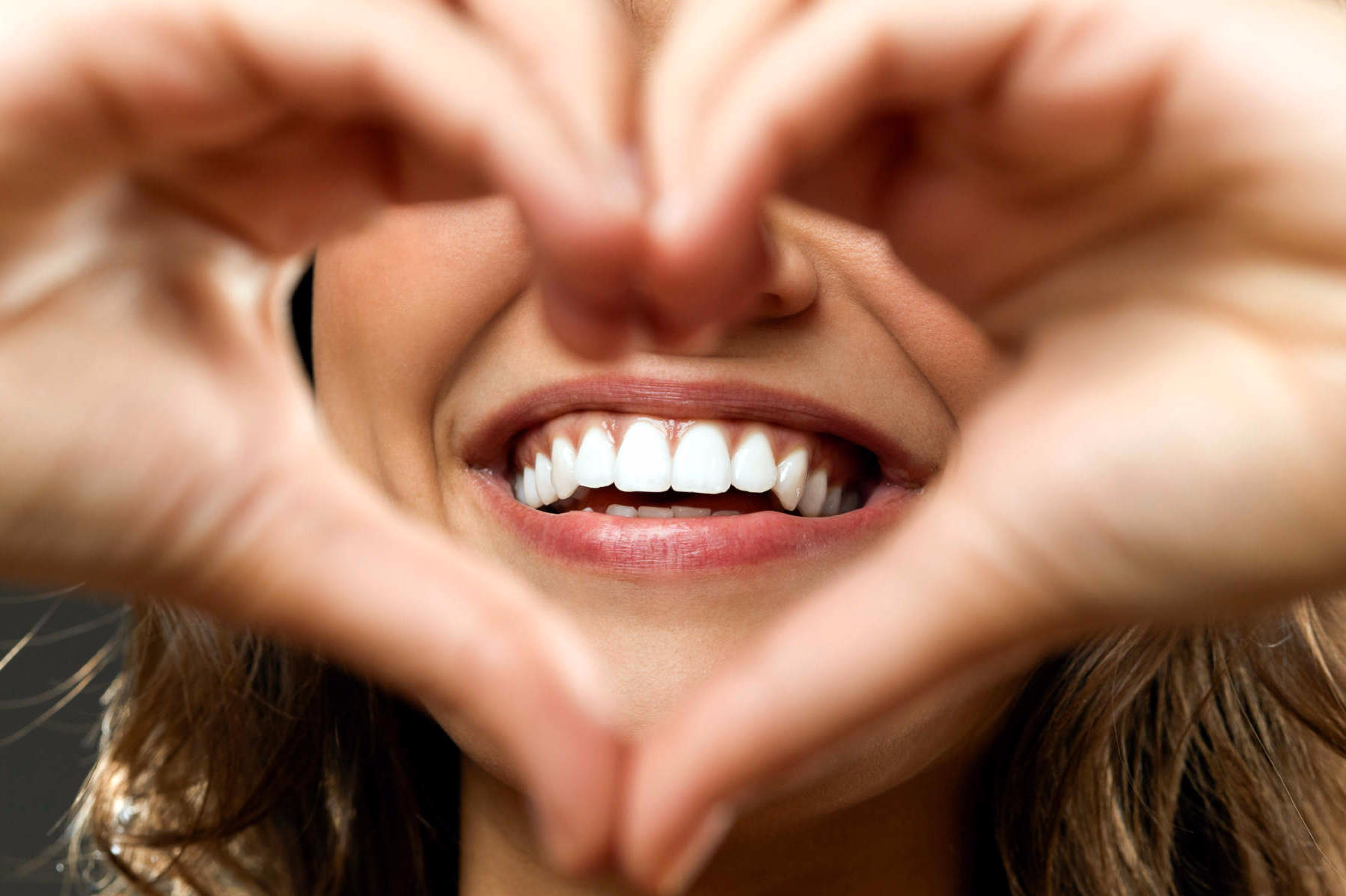 Smile makeover, restoration by holistic dentist in New York